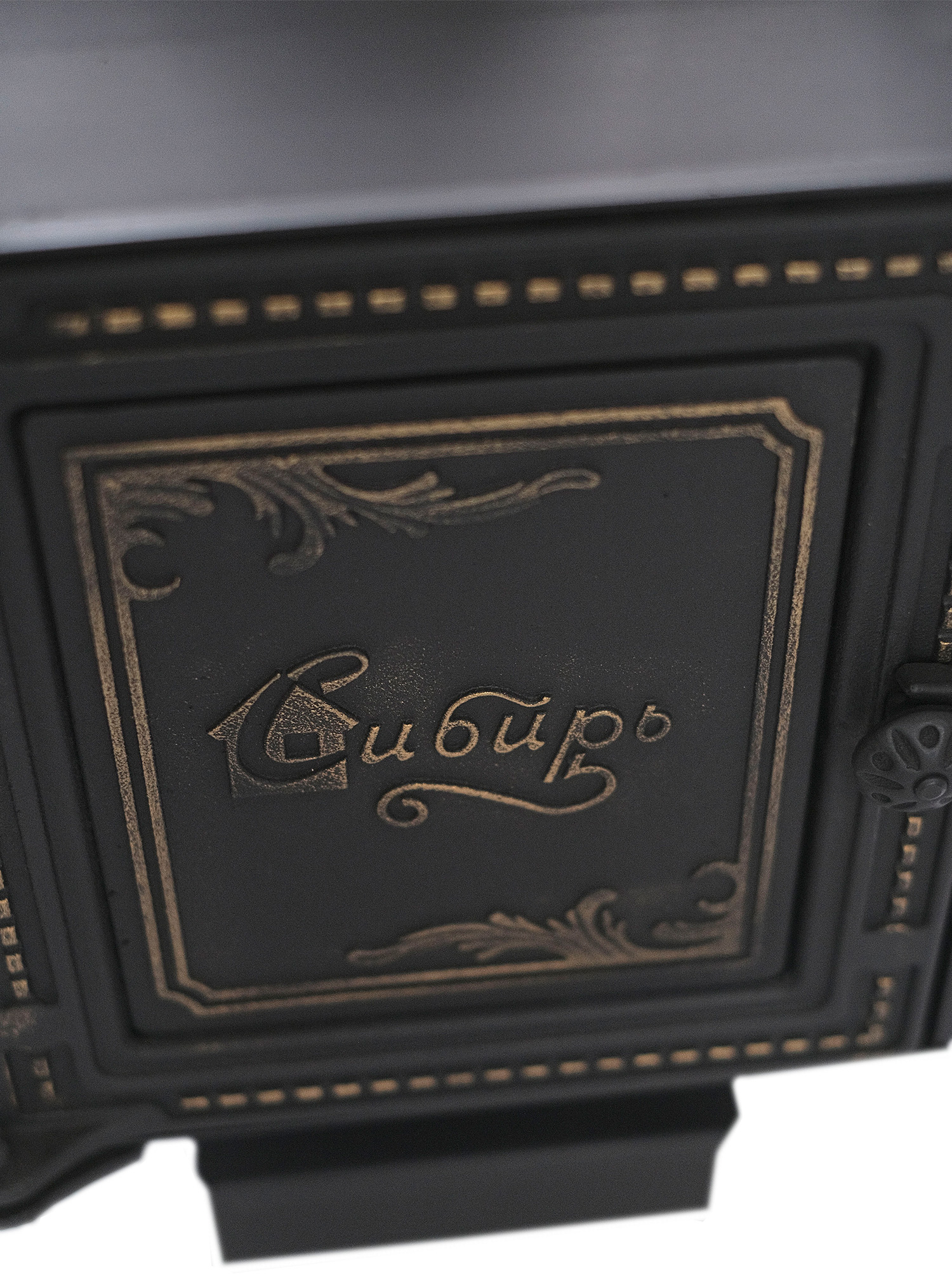 картинка Печь банная чугунная "СИБИРЬ-24" Чугунная дверка (сетка пруток) от магазина RockWood